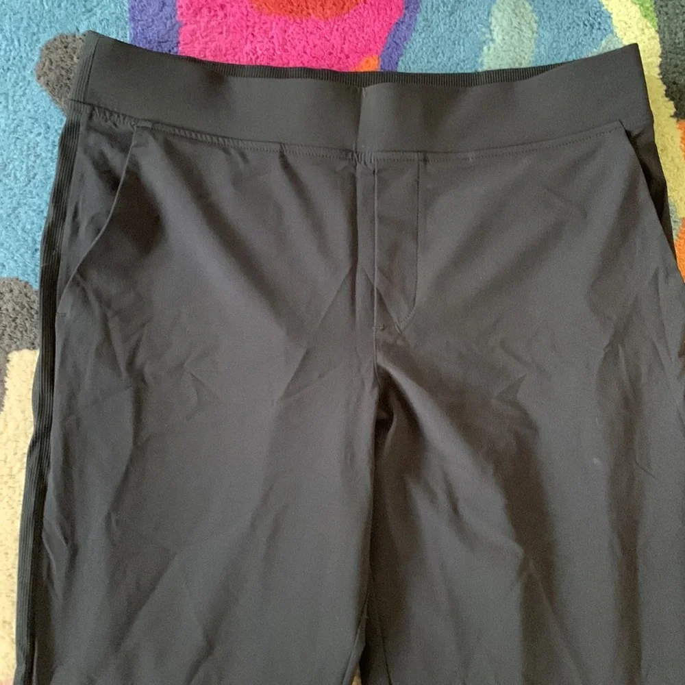 Athleta Brooklyn Ankle Pant, NWOT, 10, Black - Picture 2 of 5